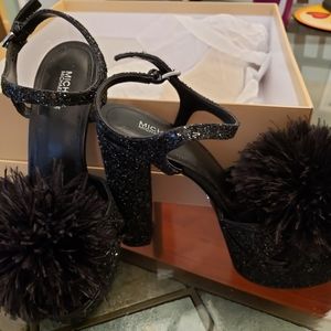 New Michael Kors chunky heels Size 6